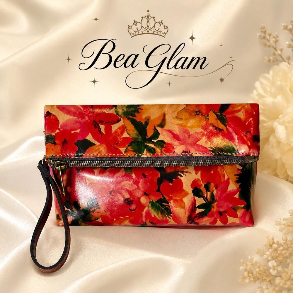 Patricia Nash Valerie Leather Foldover Clutch Wristlet Multi Floral Print Purse